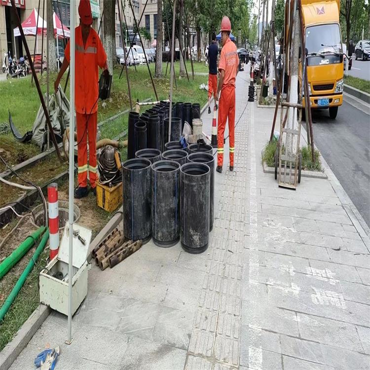 四方管道短管置换修复