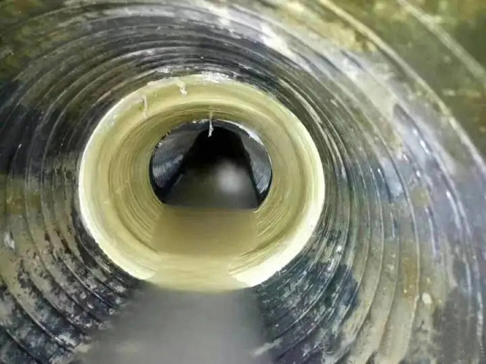 四方内衬修复法通常适用于哪些类型的断面管道